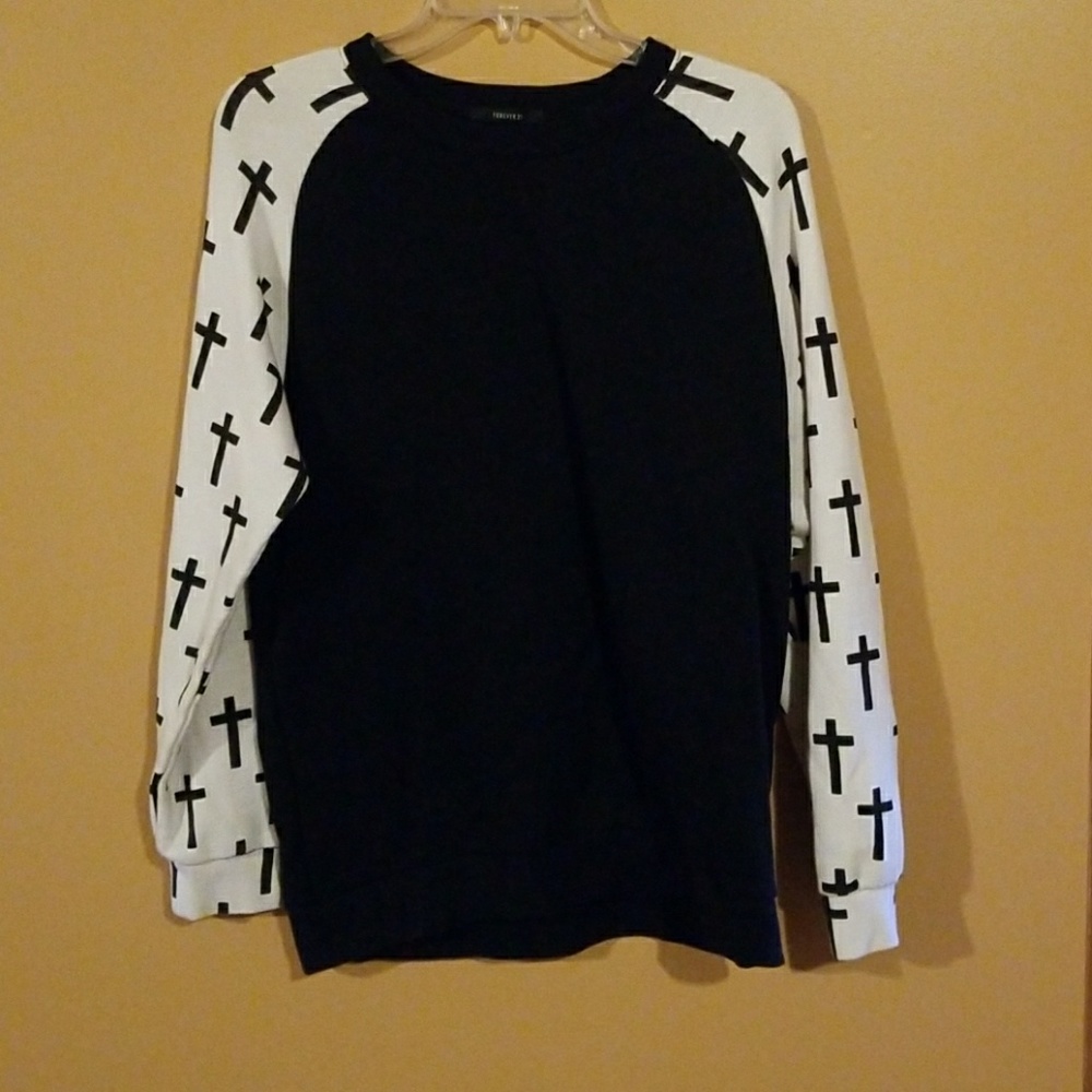 Long sleeve cross sweater